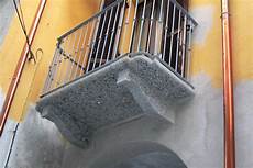 davanzali in granito soglie e davanzali in serizzo e granito scur diego davanzali in granito soglie e davanzali in serizzo e granito scur diego