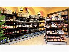 scaffali per enoteca arredo negozio enoteca serie brio al ticino scaffali per enoteca arredo negozio enoteca serie brio al ticino