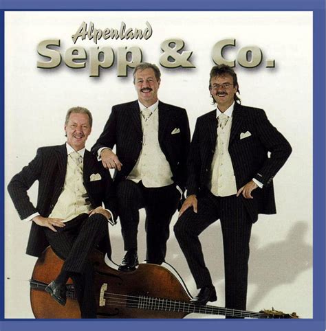 Gassenhauer F.Herz U.Gmue: Alpenland Sepp & Co: Amazon.in: Music}