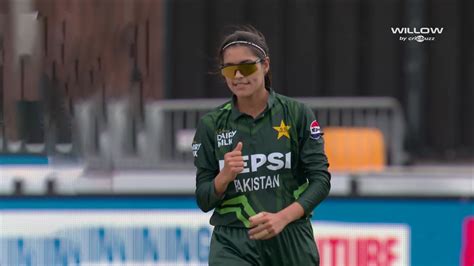 Umm-e-Hani 2 wickets vs England Women | ENGW vs PAKW 3rd ODI Match ...
