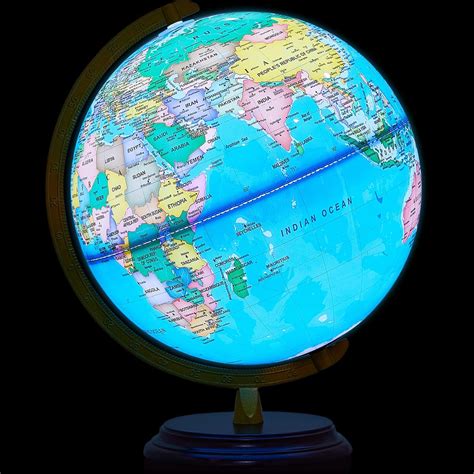 Amazon.com: Amylove 13'' Illuminated World Globe for Adults 720°/360 ...