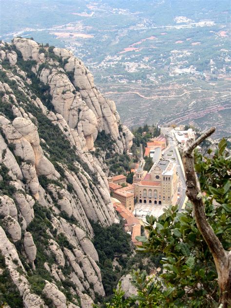 Curiouser and Curiouser: Visca el Barça i Visca Catalunya