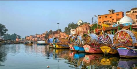 Places to Visit in Uttar Pradesh - Tourist Places & Things to Do