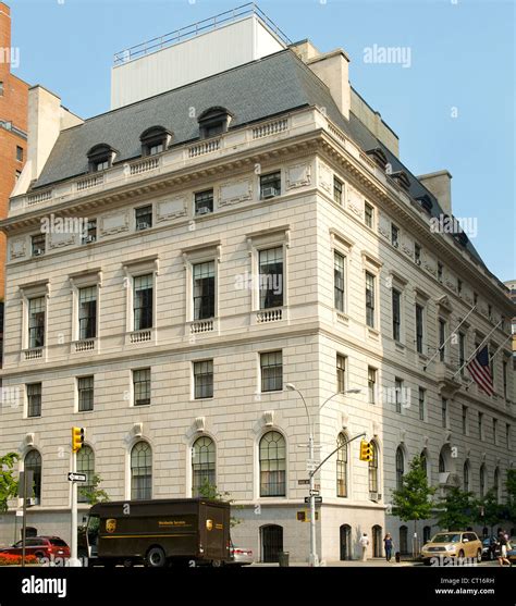 Union Club on the corner of East 69th & Park Avenue in Manhattan, New ...