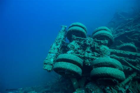 Ready to cry? Amazing images of the war dump - Million Dollar Point ...