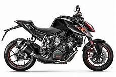 2018 Duke 1290 R by 2018 Ktm 1290 Duke R Review Track And Road Test 2018 Duke 1290 R