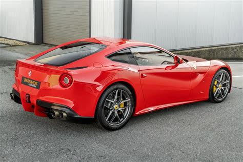 Rosso Scuderia - Ferrari F12 Berlinetta | carpaints.co