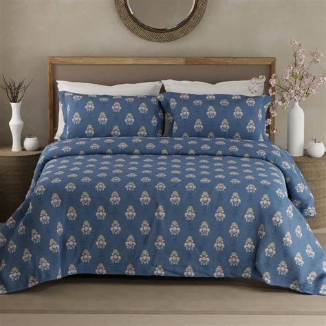 Buy BOUTIQUE LIVING Indo Musk Kasturi Cotton 200TC Floral Print 3Pcs ...