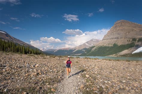 How to Hike the Berg Lake Trail in Mount Robson Provincial Park
