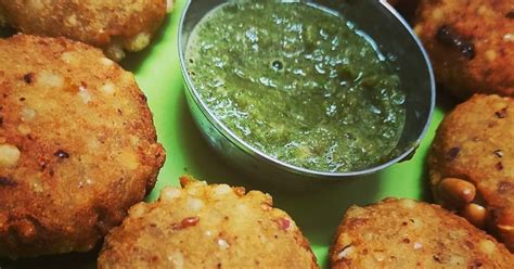 Sabudana Vada 😊 Recipe by Anjali Pakhre - Cookpad