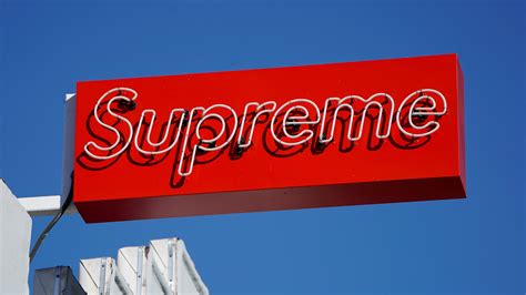 Can Supreme survive its acquisition by VF Corp? — Quartz