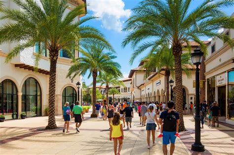Disney Springs™ Orlando - Entertainment Complex in Disney World ...