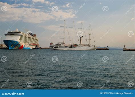 WIND STAR Cruise Yacht - Piraeus, Greece Editorial Photo - Image of ...