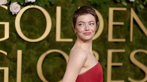 Emma Stone’s Newest Transformation: Is It a Facelift? | Estherian Clinic