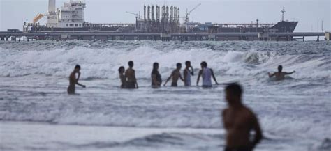 U.S. Coast Guard Pursues Oil Tanker Linked to Venezuela