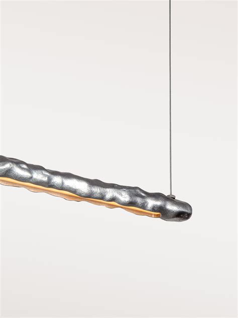 Aria Linear Light in Aluminium– Stem Design
