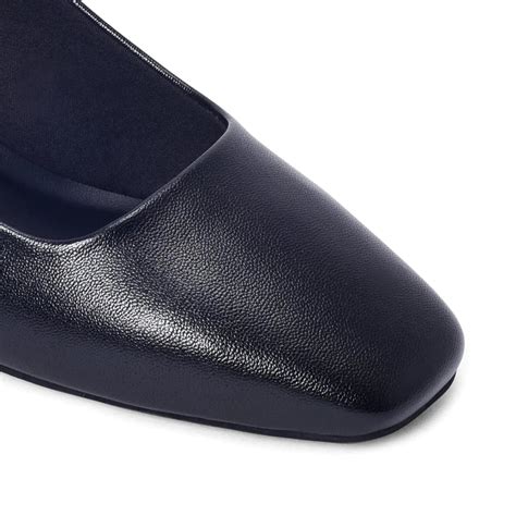 Buy Gabbana Lady Square Black Toe Pumps | Lino Perros