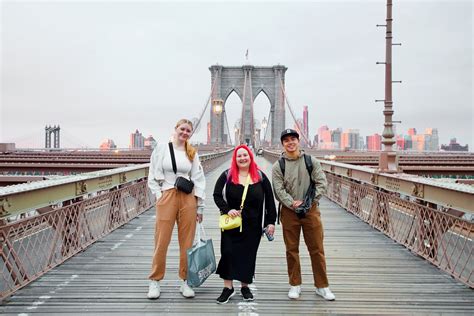 Trina Merry x Taylor LaVie: BODYPAINTING on the BROOKLYN BRIDGE! — Trina Merry
