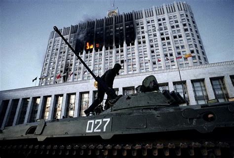 老照片：1993年俄罗斯莫斯科十月事件 - 派谷照片修复翻新上色