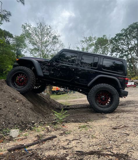 Shelby Dueitt (@berserkjeep) • Instagram photos and videos