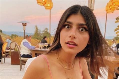 mia khalifa 退休 – Kanbb