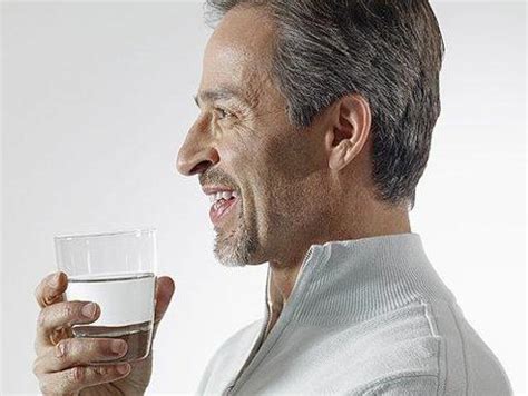 经常久坐喝水少，办公室上班族如何做到健康喝水 - 知乎