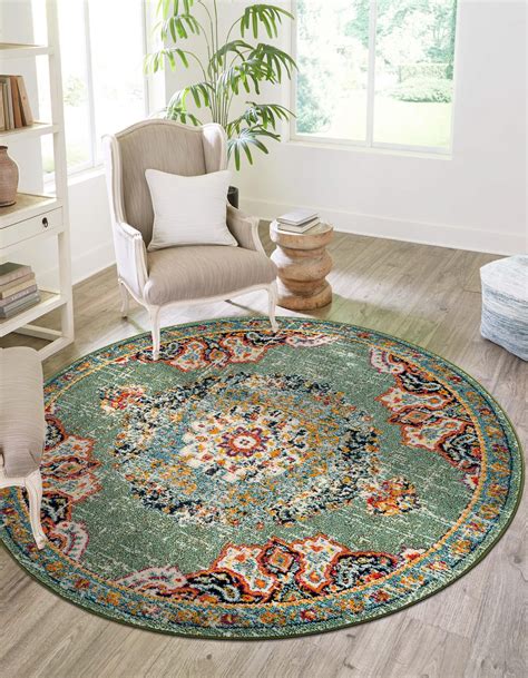 Green 7' x 7' Madeline Round Rug | Rugs.com