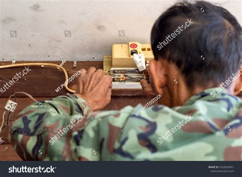 Diy Old Man Screwing Equipment Repairing Stock Photo 1622020051 ...