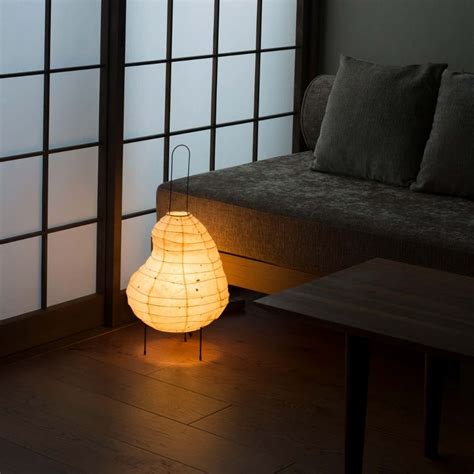 Japanese Floor Lamps: Elegant Lighting for a Relaxing Interior ...