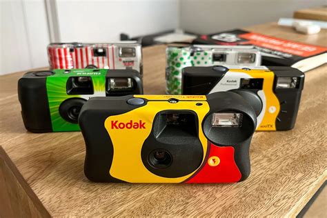 Disposable Camera 的图像结果