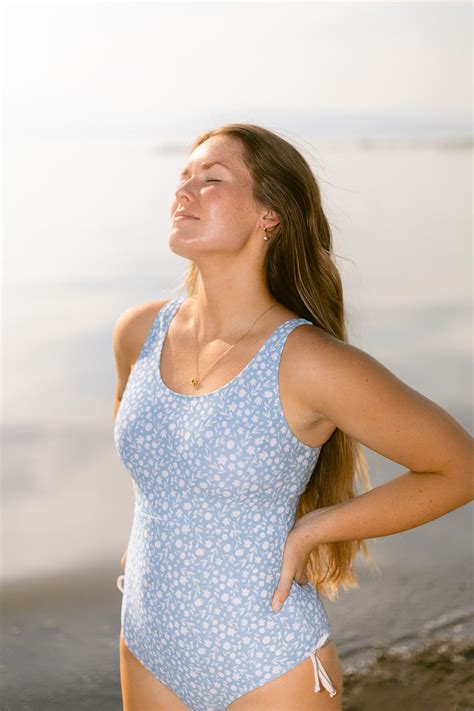 Modest One Piece Swimsuits Women's Full Coverage Swimwear – Maeflower Swim