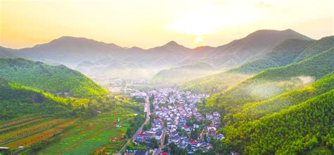 2017中国国内旅游发展年度报告发布 湖南为旅游发达地区 - 三湘万象 - 湖南在线 - 华声在线