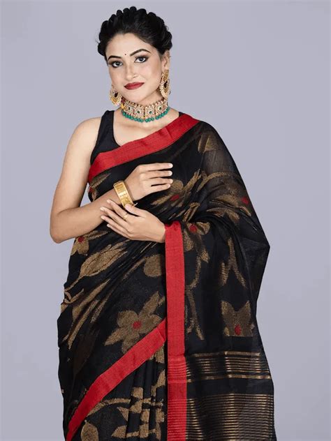 Buy Handloom Saree online in India at Best Price - WeaversIndia