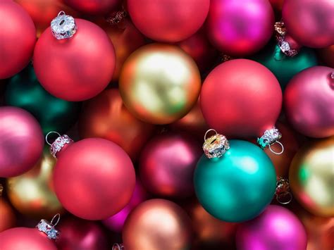 Pink Christmas Ornaments Wallpapers - Top Free Pink Christmas Ornaments ...