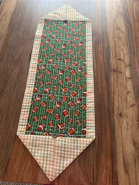 Homemade Table Runner Ideas Sports Theme 的图像结果