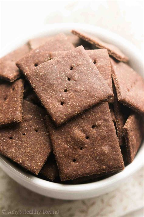 Healthy Chocolate Graham Crackers {With a Step-by-Step Video!} | Amy's ...
