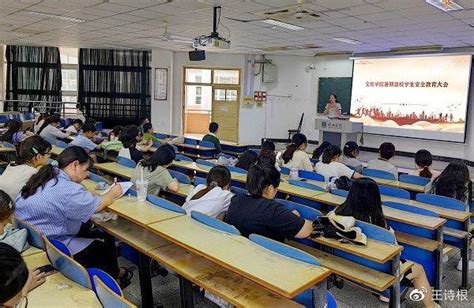 学院思政类社团赴滁州学院交流学习-滁州职业技术学院