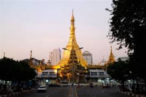 Sule Pagoda , yangon, Myanmar - Top Attractions, Things to Do ...