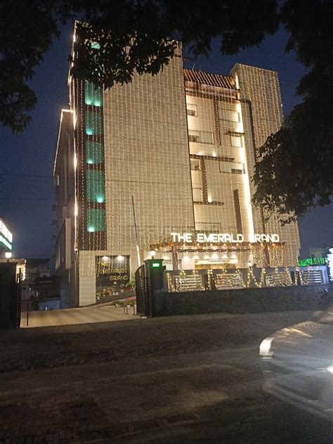 THE EMERALD GRAND (Dehradun) - Hotel Reviews, Photos, Rate Comparison ...