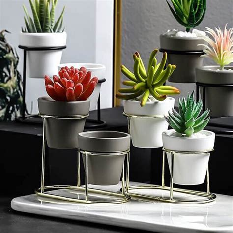 Table Top Planters – ISAAKA