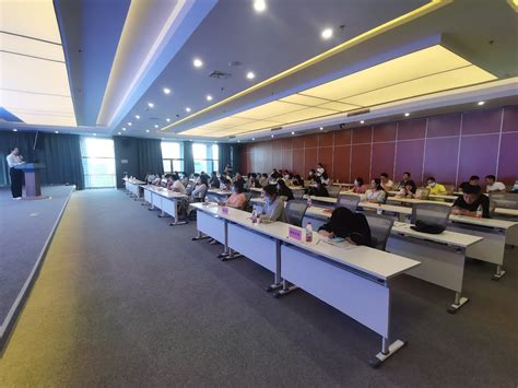 高新技术企业培育辅导会在芜湖高新技术创业服务中心举办 | 芜湖高新技术创业服务中心