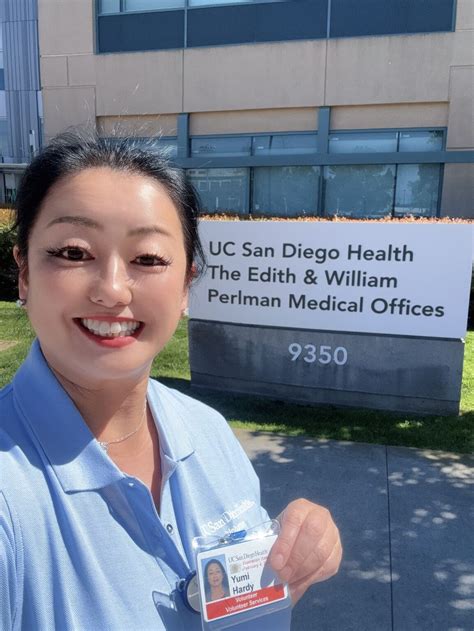 Finally, I started volunteer work at UC San Diego hospital today! Because I need to have 200 ...