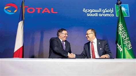 أرامكو السعودية وتوتال إنيرجيز تعتزمان إنشاء مجمع بتروكيميائيات في ...