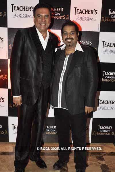 Boman Irani and Shankar Mahadevan at a press meet for Teacher's Origin ...