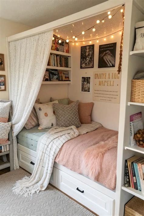 Pin by Katlynn Pendergast on House Ideas in 2025 | Bedroom ideas for small rooms cozy, Small ...
