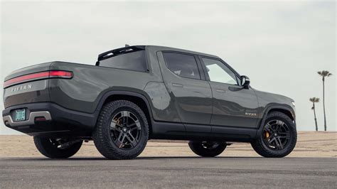 2022 Rivian R1T OTA Tracker: Every New Feature, Update for the Electric Truck