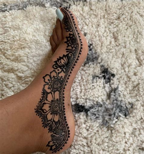 Pin by yasmin on Mehndi designs | Henna designs feet, Henna designs ...