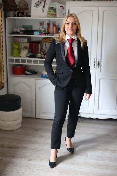 Red tie | Women wearing ties, Women in tie, Smart outfit