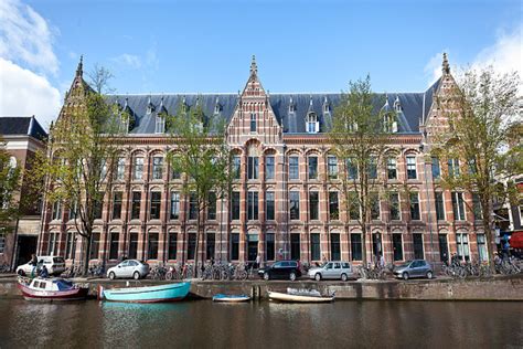 University of Amsterdam (UVA): Rankings, Courses & Fees