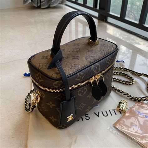 Louis Vuitton LV 全新 黑灰 原花 交叉 短夾 皮夾 男夾 二折 現貨 M61695 北市可面交 | Yahoo奇摩拍賣